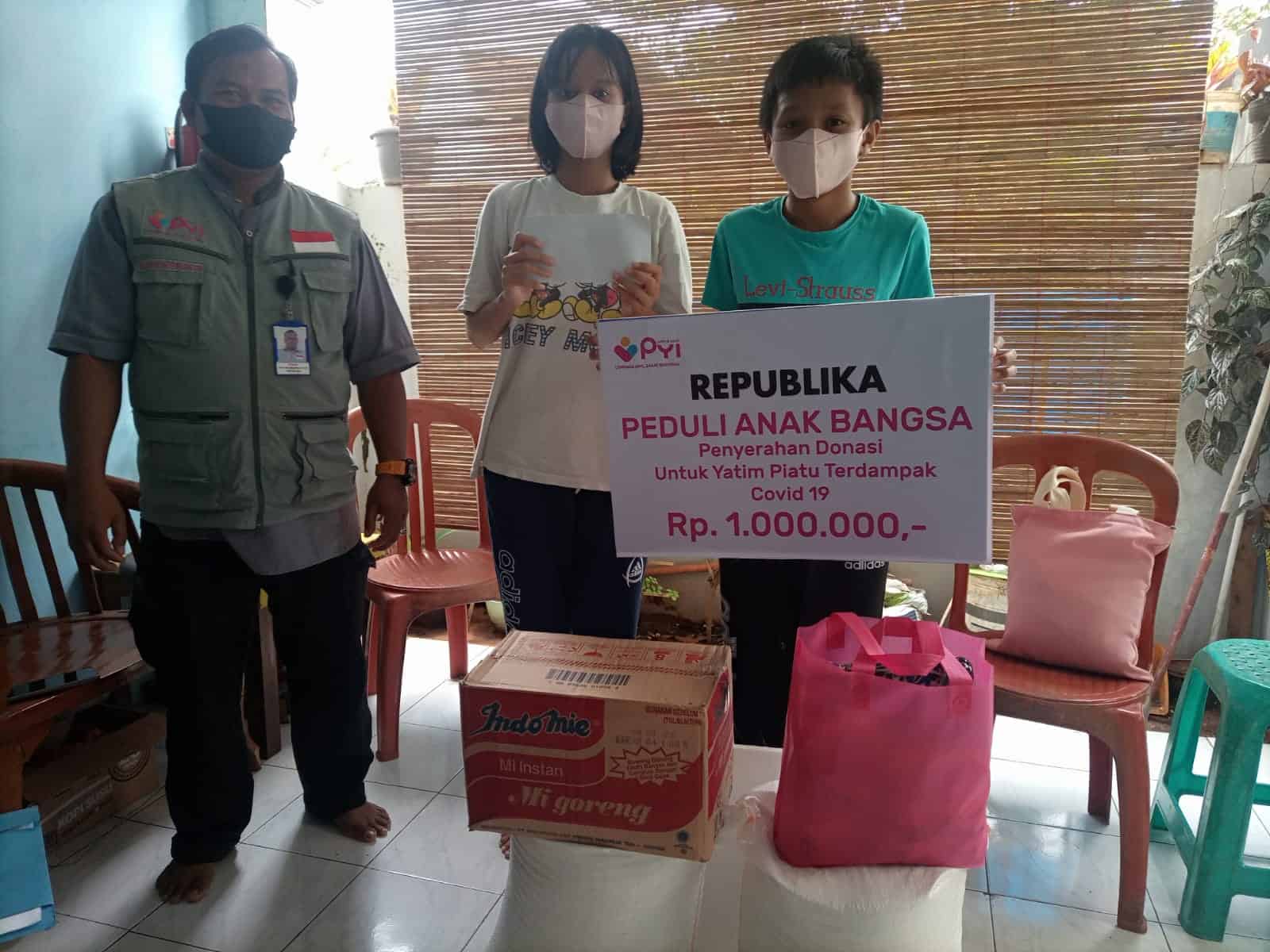 PYI Salurkan Donasi Pembaca Republika Untuk Anak Yatim di Jakarta