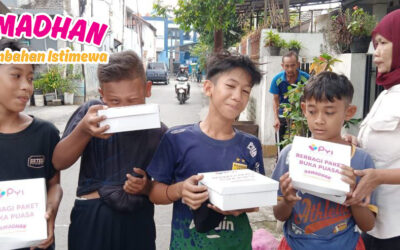 PYI Berbagi 50 Paket Buka Puasa untuk Yatim dan Pekerja Non-Formal di Kebon Lega, Bandung